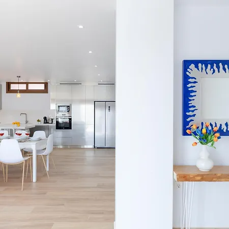 Beautiful Seaviews By Fidalsa *